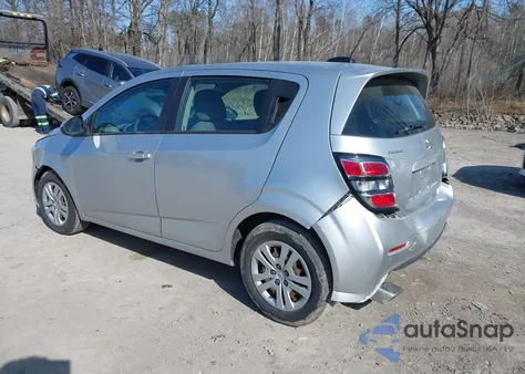 2020 Chevrolet Sonic Fwd 1Fl 5-Door z USA, uszkodzony, nr VIN 1G1JG6SB7L4123754
